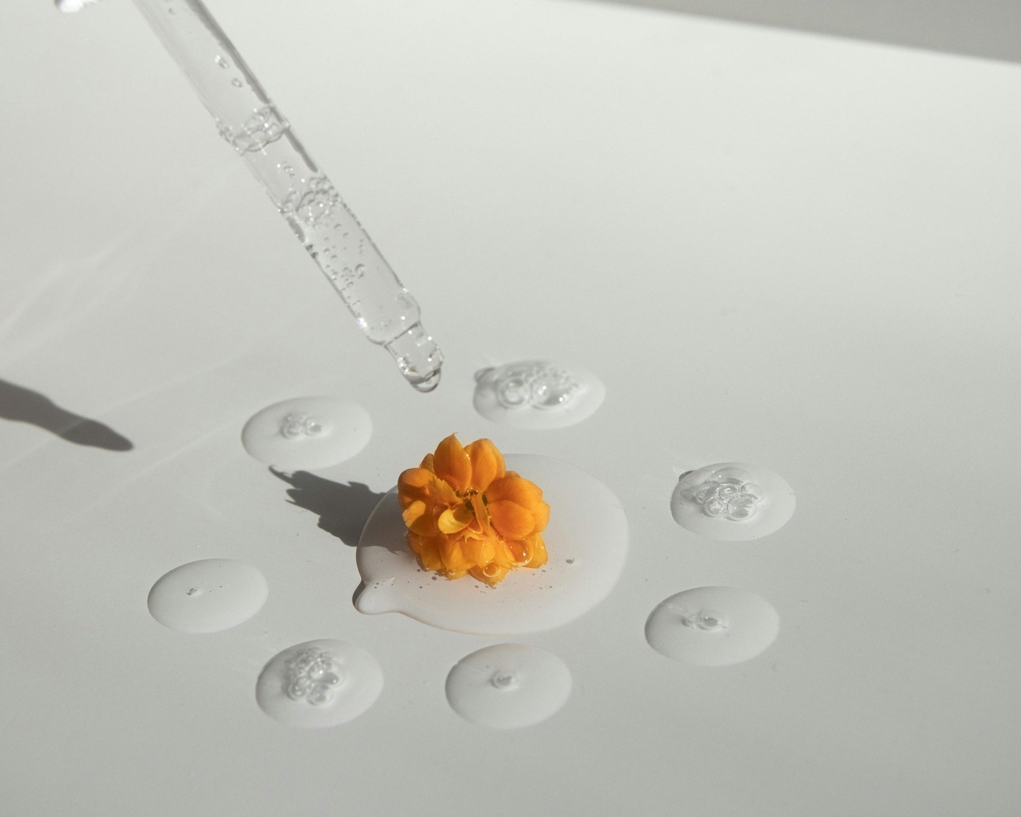Are Exfoliating Cleansers Good for Your Skin? Here’s What You Need to Know - Tantara